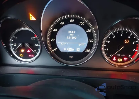 2009 Mercedes-Benz C 300 Sport 4Matic из США, поврежденный, VIN WDDGF81X99R052409